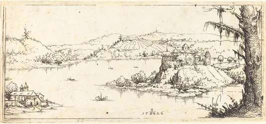 Landschaft mit großem See in der Mitte