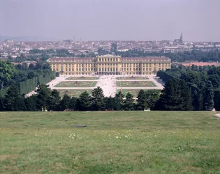 Schloss Schönbrunn, fertiggestellt 1711