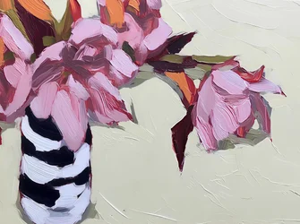 Rosa Blumen Gestreifte Vase