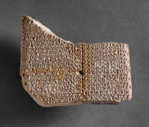 Astronomische Tafel aus Kish, die Auf- und Untergänge der Venus aus den ersten 6 Jahren der Herrschaft des Königs von Babylon aufzeichnet, 7. Jahrhundert