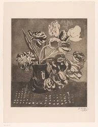 Tulpen in einer Kanne