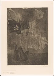Vase mit Tulpen