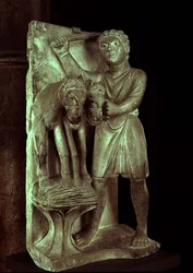 Weizen dreschen: Juli aus einem statuarischen Kalender der Arbeiten der Monate, ca. 1200