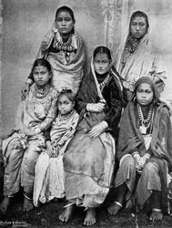 Soldatenfrauen und Kinder der 44. Gurkhas, 1896