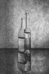 Gespiegelte Glasflaschen