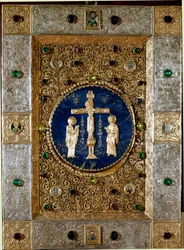 Byzantinische Kunst: Evangelienbuchdeckel mit Goldblättern und Filigrankreuz, das die Jungfrau und den Heiligen Johannes darstellt. 13. Jahrhundert. Venedig, Tesoro di San Marco