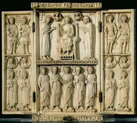 Das Harbaville-Triptychon mit Christus auf dem Thron, der Jungfrau Maria und dem heiligen Johannes dem Täufer sowie weiteren Tafeln mit Heiligen, aus Konstantinopel