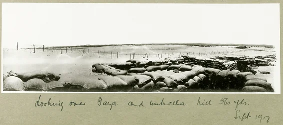 Blick über Gaza und Umbrella Hill, September 1917