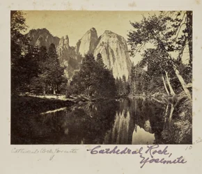 Cathedral Rocks, 2600 Fuß, Yosemite Valley, Mariposa County, Kalifornien (Nr. 1008)