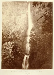 Multnomah Falls, Columbia River, Oregon, 2500 Fuß.
