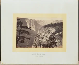 Der erste Blick auf das Tal vom Mariposa Trail aus
