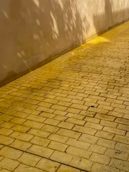 Komposition - Pflaster und Schatten, 2022
