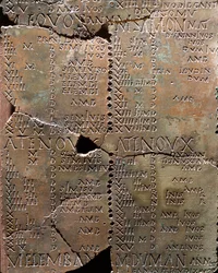Kalender auf Bronzeplatten, aus Coligny