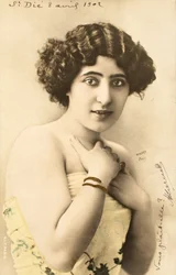 Alte Postkarte/Frau der Belle Époque