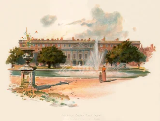 Hampton Court, Ostfront