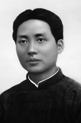 Porträt von Mao Tse-Tung (Mao Ze-Dong oder Mao Zedong oder Mao Tse Toung oder Mao Tso Tong) (1893-1976), als junger Mann, der chinesisches Staatsoberhaupt wurde - China, um 1915