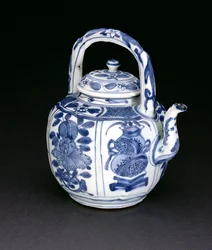 Blau-weißer Kraak-Weinkrug, Wanli, 1590-1610 (Porzellan)
