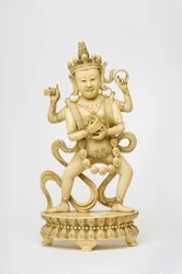 Figur der indischen Göttin Kali mit einem Donnerkeil