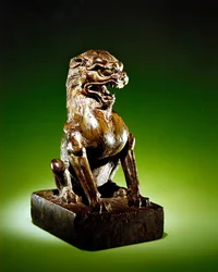 Sitzender Löwe, Tang-Dynastie (618-906)