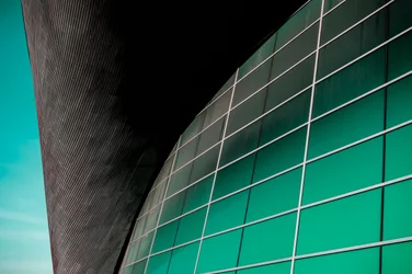 Abstrakte türkisfarbene Architektur