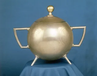 Zweihand-Schale mit Klappdeckel (Elektroplatte)