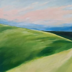 Grüne Hügel Pastellhimmel