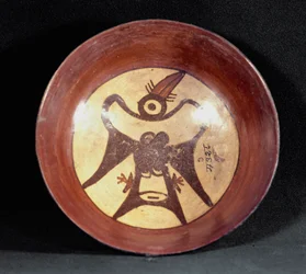 Präkolumbische Kunst, Nazca-Kultur: Terrakottabecher mit der Darstellung eines Vogels. 100 v. Chr.-800 n. Chr. Lima, Nationalmuseum für Anthropologie und Archäologie, Peru