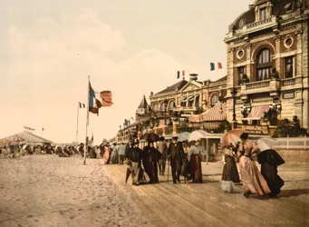 Promenade und großer Salon, Trouville-sur-Mer, Frankreich, ca. 1905
