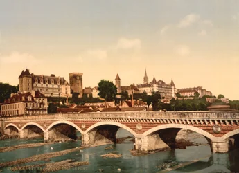 Das Schloss und die Brücke, Pau, Pyrenäen