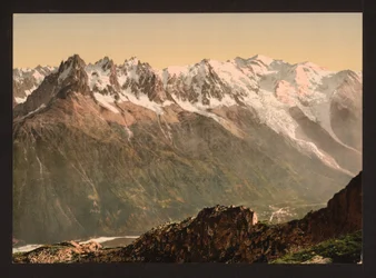 Das Tal von Chamonix von der Aiguille du Floria, Chamonix-Tal, Frankreich, um 1890-1900