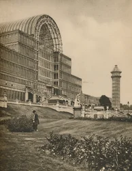 Glas und Träger des Kristallpalastes in Sydenham, ca. 1935