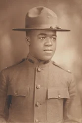 Fotografisches Porträt von Lt. Charles J. Blackwood, 1914-1918