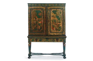 Sammlerschrank auf Ständer, ca. 1700-30