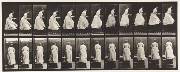 Treppensteigen, Becken in den Händen