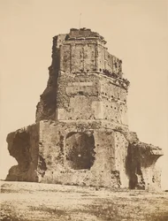 Ruinen, Tour Magne