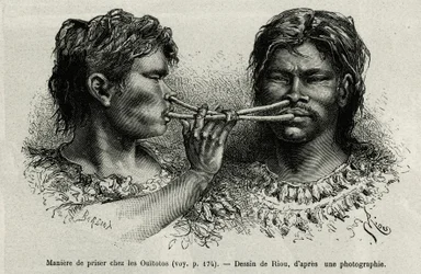 Ein Instrument aus Vogelknochen und eine Art Schnupfen unter den Indianern Ouïtotos (Uitoto), die im Einklang blasen und gleichzeitig den Fang senden. Gravur von Riou, zur Illustration der Geschichte De Cayenne aux Andes, von Jules Crevaux, Arzt der franzö