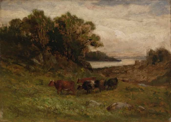 Ohne Titel, fünf Kühe weiden mit Bäumen und Fluss im Hintergrund