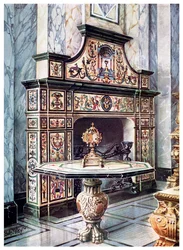 Kamin und Tisch in farbiger Florentiner Mosaik, 1910