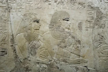 Ägyptische Antike: Basrelief, das die Gäste eines Begräbnisbanketts darstellt - Grab des Wesirs Ramose (18. Dynastie) - Luxor, Theben, Grab der Adligen Ägypten