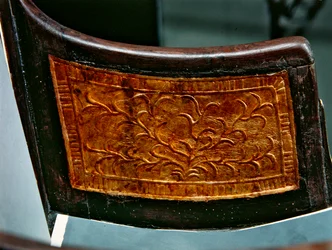 Paneel von einem Kinderstuhl, aus dem Grab von Tutanchamun, Neues Reich (vergoldetes Holz) (Detail)