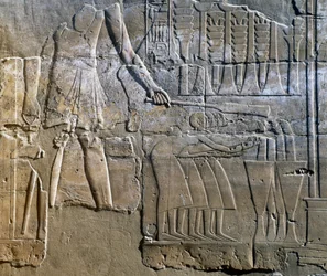 Priester, der die Arbeit der Frauen überwacht, Wandrelief, Kolonnade des Amun-Tempels (Unesco-Welterbeliste)