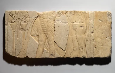 Relief, das eine Opferszene darstellt, aus Tell el-Amarna, Neues Reich, ca. 1353-1336 v. Chr.