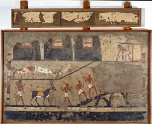Ägyptische Antiquität: der Transport von Weizen auf dem Rücken von Maultieren und Menschen. Detrempe auf Ton und Stroh aus dem Grab des Generals und Kanzlers von König Iti in El Ghebelen bei Luxor. 2200-2000 v. Chr. Turin, Ägyptisches Museum