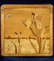 Jugendstil-Tisch, von Emile Galle (1846-1904), Walnuss mit Furnierfinish und verschiedenen Hölzern, Detail, Frankreich, 20. Jahrhundert