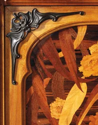 Libellule-Schrank, ca. 1900