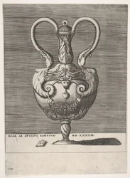 Antike Vase mit Deckel und zwei Griffen, die aus den Köpfen hybrider weiblicher Sphingen hervorgehen, 1543 oder später