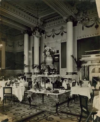 Cecil Hotel, London, Speisesaal