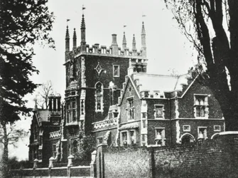 Elizabethan School, Broomhouse Lane: Außenansicht, 1880