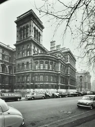 Außenministerium, Whitehall, Westminster LB: Erhebung zu Saint Jamess Park, 1896