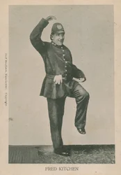Fred Kitchen, tanzender Polizist